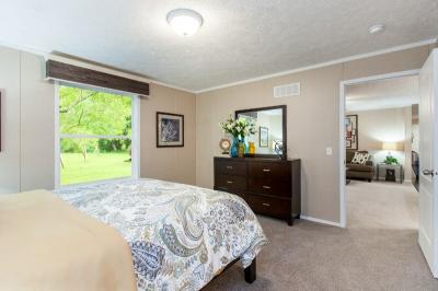 Photo 6 of 5 of home located at 563 Linden Court Flint, MI 48506