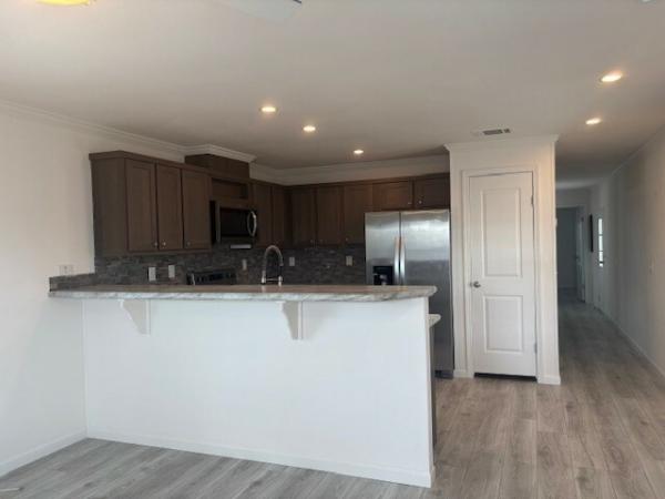 2024 Champion RH2542B (15x54) Mobile Home