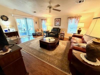 Photo 3 of 20 of home located at 2550 State Rd. 580 #0255 Clearwater, FL 33761