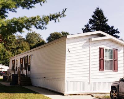 Mobile Home at 10450 6 Mile Rd 92 Battle Creek, MI 49014