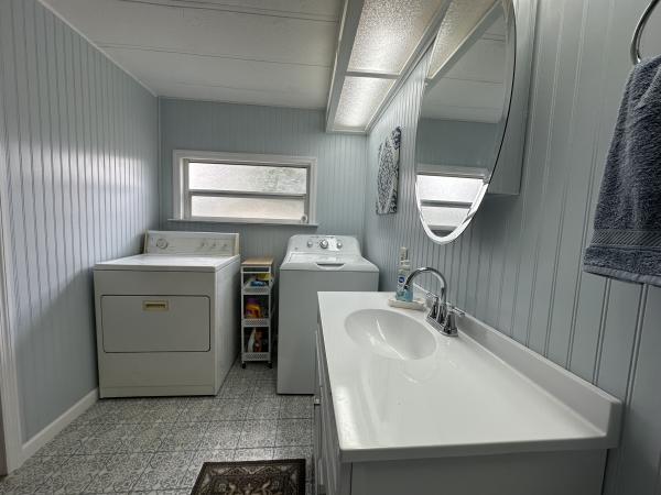 1984 Palm Harbor PALM3005 Mobile Home