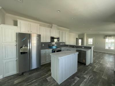 Photo 5 of 15 of home located at 906 Windemere Avenue Venice, FL 34285