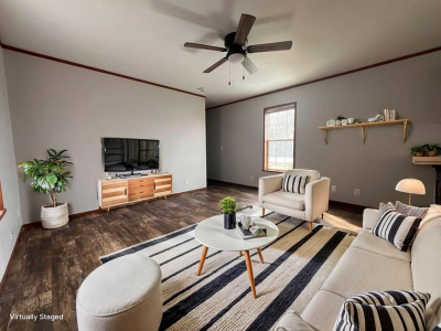 Photo 5 of 24 of home located at 3510 N. 9th St. #238 #238 Carter Lake, IA 51510