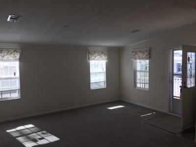 Photo 5 of 21 of home located at 132 Lakeview Drive Leesburg, FL 34788