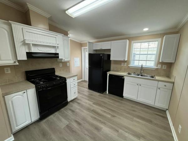 2010 Palm Harbor Sunflower Mobile Home