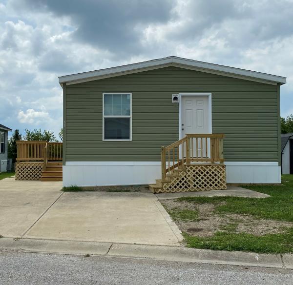 2022 Clayton 81RDH24483A Mobile Home
