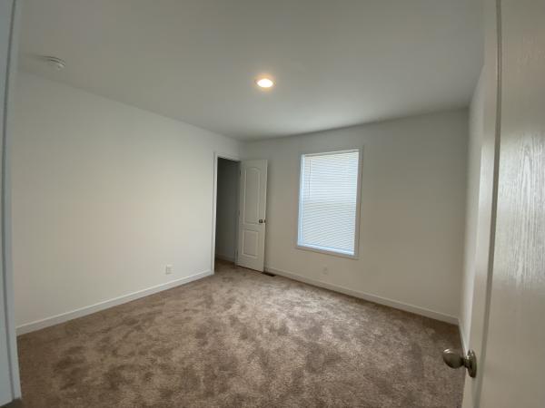 2022 Clayton 81RDH24483A Mobile Home