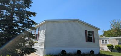 Mobile Home at 25140 Carmel Woodhaven, MI 48183