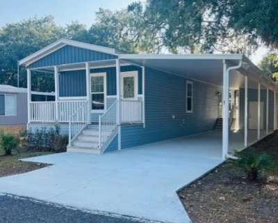 Photo 2 of 11 of home located at 900 Aqua Isles Blvd, #D07 Labelle, FL 33935