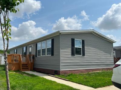Photo 1 of 3 of home located at 323 Sunset Court Batavia, OH 45103