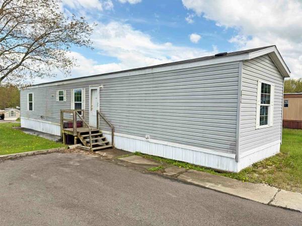 Photo 1 of 2 of home located at 2916 Vera Ave Southington, OH 44470