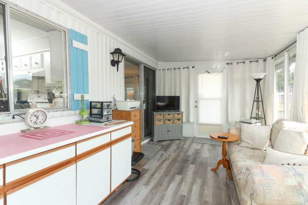 1980 Pres Mobile Home