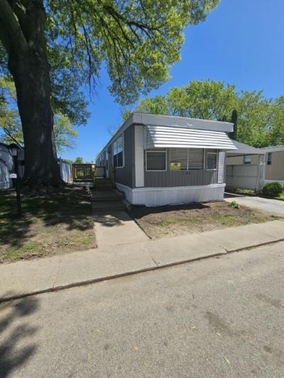 Photo 2 of 10 of home located at 340 S. Reynolds Rd. Lot 108 Toledo, OH 43615