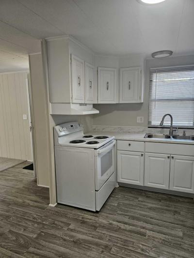 Photo 5 of 10 of home located at 340 S. Reynolds Rd. Lot 108 Toledo, OH 43615
