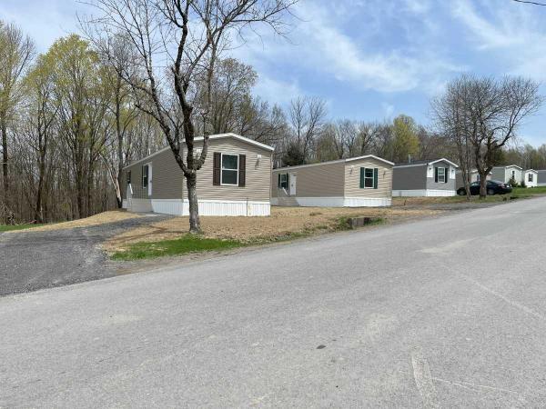 2025 Skyline LM-SW-6902 Mobile Home