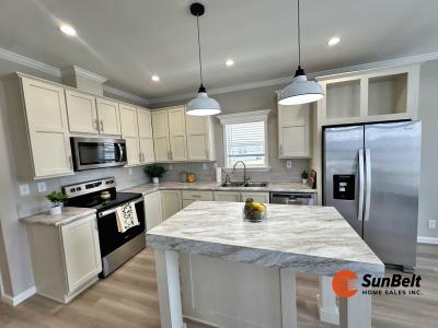 Photo 3 of 26 of home located at 55 Oak Street Labelle, FL 33935