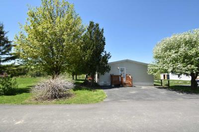 Photo 3 of 25 of home located at 5600 Shute Rd La Fayette, NY 13084