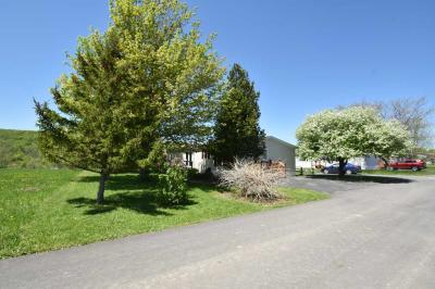 Photo 5 of 25 of home located at 5600 Shute Rd La Fayette, NY 13084