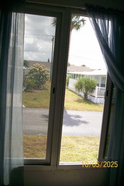 Photo 5 of 21 of home located at 396 Mandarin Place Venice, FL 34285
