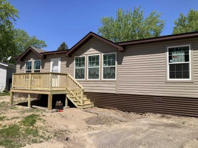 Photo 2 of 27 of home located at 3327 90th Curve NE Blaine, MN 55449