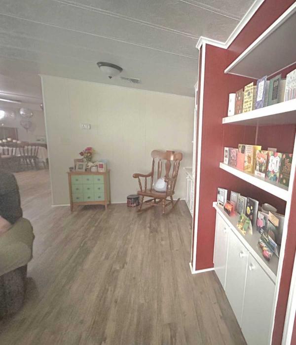 1983 AGE 45+ PARK Mobile Home