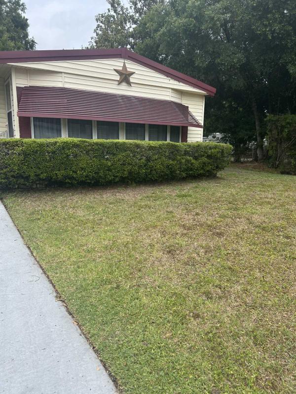 1983 AGE 45+ PARK Mobile Home