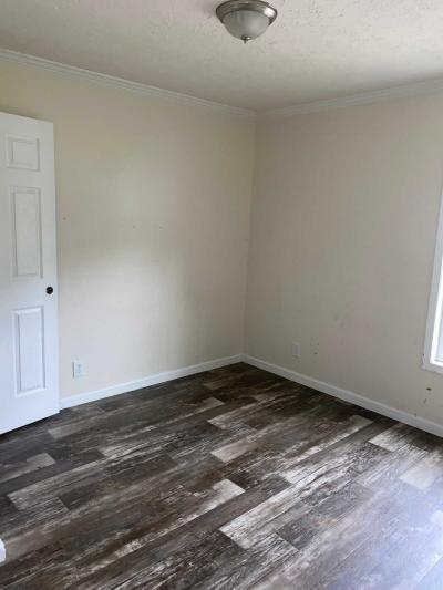Photo 3 of 8 of home located at 2607 NE 52nd St Gainesville, FL 32609