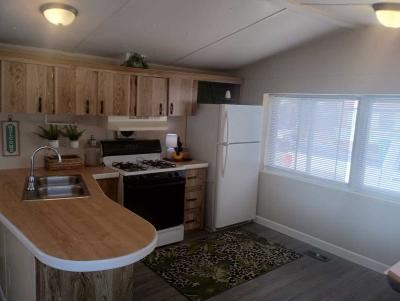 Mobile Home at 1115 Regal Decatur, IL 62526
