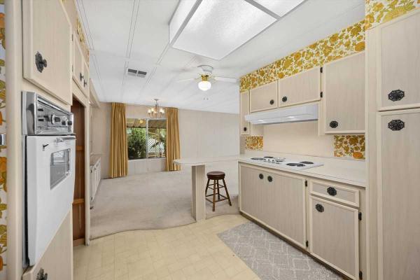 1975 Mobile Home