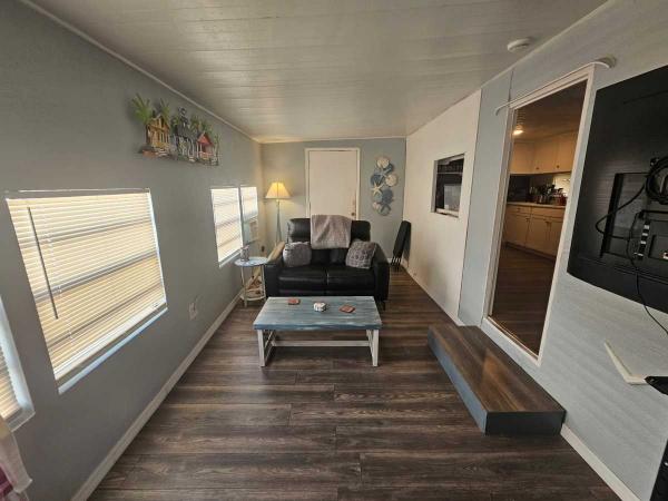 Vindale Mobile Home