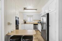 1976 Silvercrest Howard Villa Manufactured Home