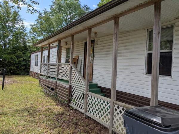 1985 Champion Manufactured Home