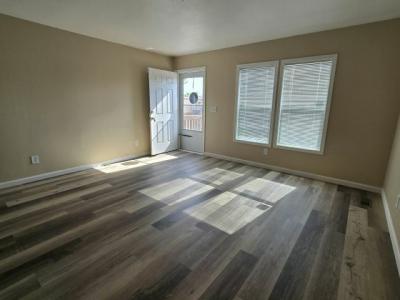 Photo 4 of 11 of home located at 4650 E. Lake Mead Blvd #20 Las Vegas, NV 89115