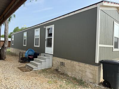 Mobile Home at 10150 Co Rd 343 Charlotte, TX 78011