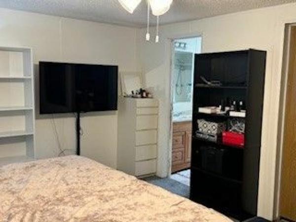 1992 Mobile Home
