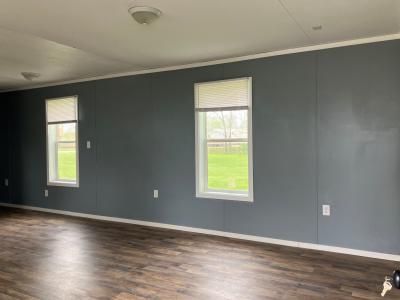 Photo 4 of 21 of home located at 106 Oren Lane Galesburg, IL 61401