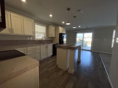 Photo 5 of 25 of home located at 3000 Us Hwy 17/92 W Lot #592 Haines City, FL 33844