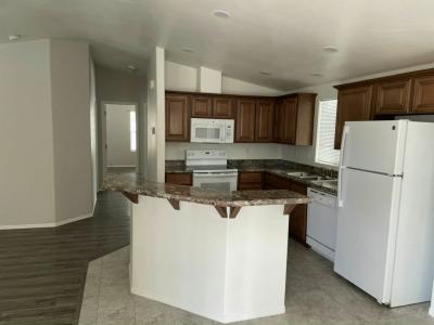 Photo 2 of 18 of home located at 19602 N 32nd Street #129 Phoenix, AZ 85050
