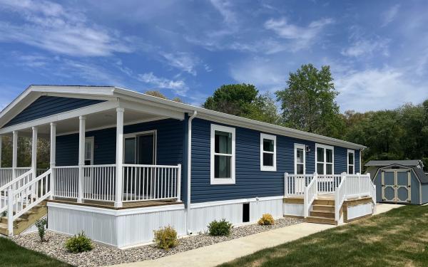 2025 Clayton 711 95PLH28563JH25  Home
