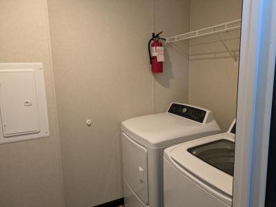 Photo 5 of 7 of home located at 321 Kennedy Ct Davison, MI 48423