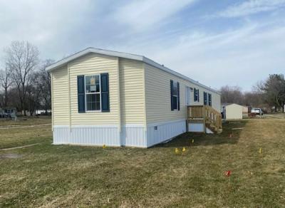 Mobile Home at 1611 Commonwealth Dr. Lot 1611Cw Mishawaka, IN 46544