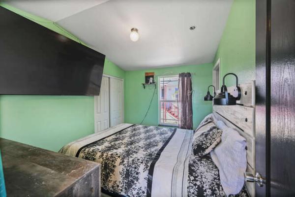 2012 Champion Mobile Home