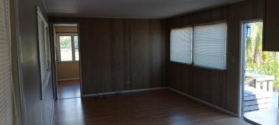 Photo 4 of 10 of home located at 7403 46th Ave. N. Lot 274 Saint Petersburg, FL 33709