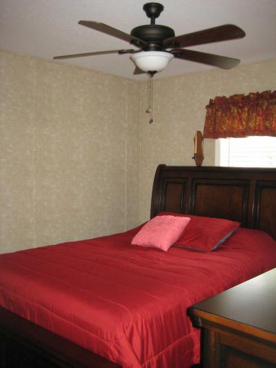 Photo 5 of 8 of home located at 109 SW Sweetbay Court Lake City, FL 32024