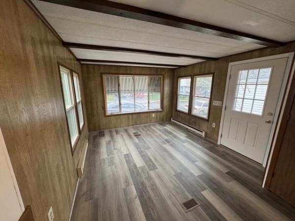 1980 Manufactured Home