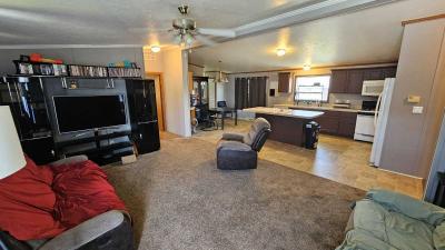 Photo 3 of 33 of home located at 29420 Wedgewood Flat Rock, MI 48134