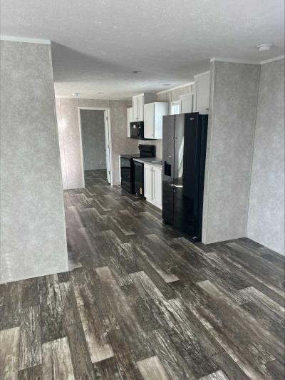 Photo 5 of 10 of home located at 2570 Hedrick Ct. Decatur, IL 62526