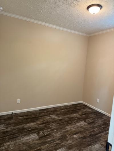 Photo 4 of 19 of home located at 354 Castile Court Saint Peters, MO 63376