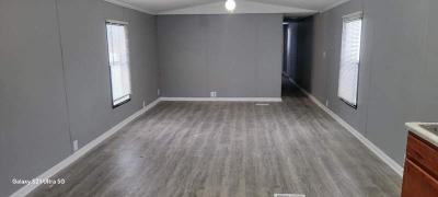 Photo 4 of 10 of home located at 124 Primrose Lane Davis Junction, IL 61020