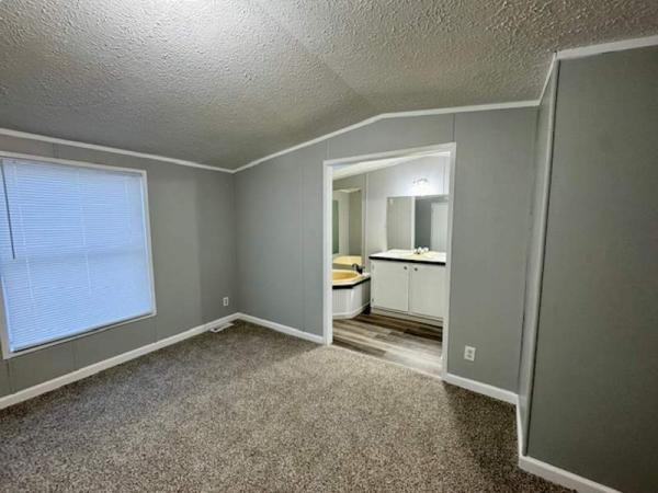 2003 Schult Manufactured Home